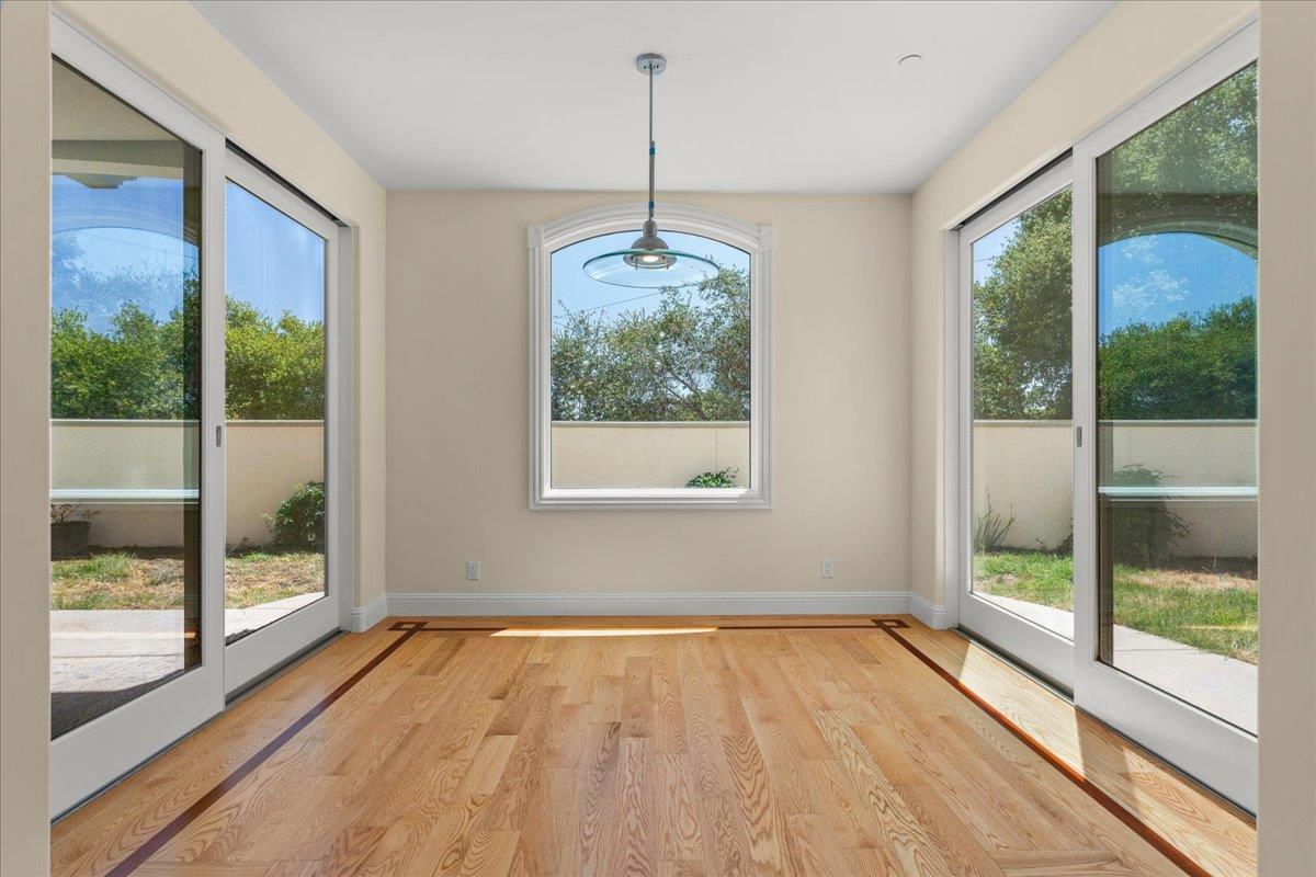 Detail Gallery Image 16 of 50 For 2100 Stone Ridge Dr, Royal Oaks,  CA 95076 - 4 Beds | 3/1 Baths