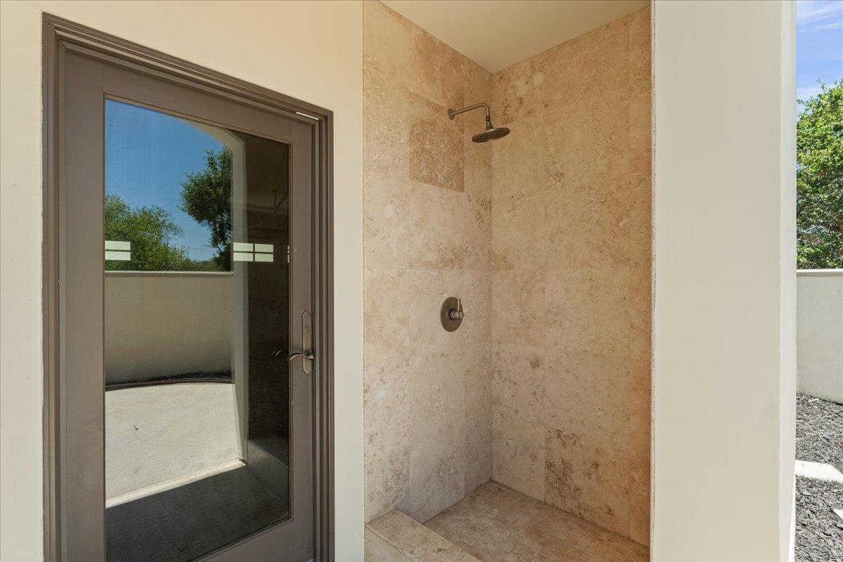 Detail Gallery Image 36 of 50 For 2100 Stone Ridge Dr, Royal Oaks,  CA 95076 - 4 Beds | 3/1 Baths