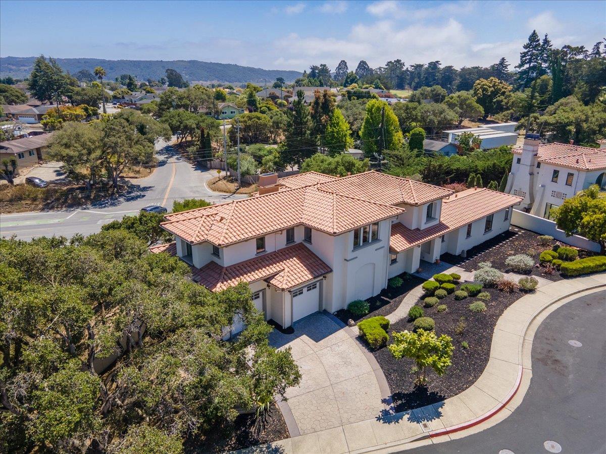 Detail Gallery Image 38 of 50 For 2100 Stone Ridge Dr, Royal Oaks,  CA 95076 - 4 Beds | 3/1 Baths