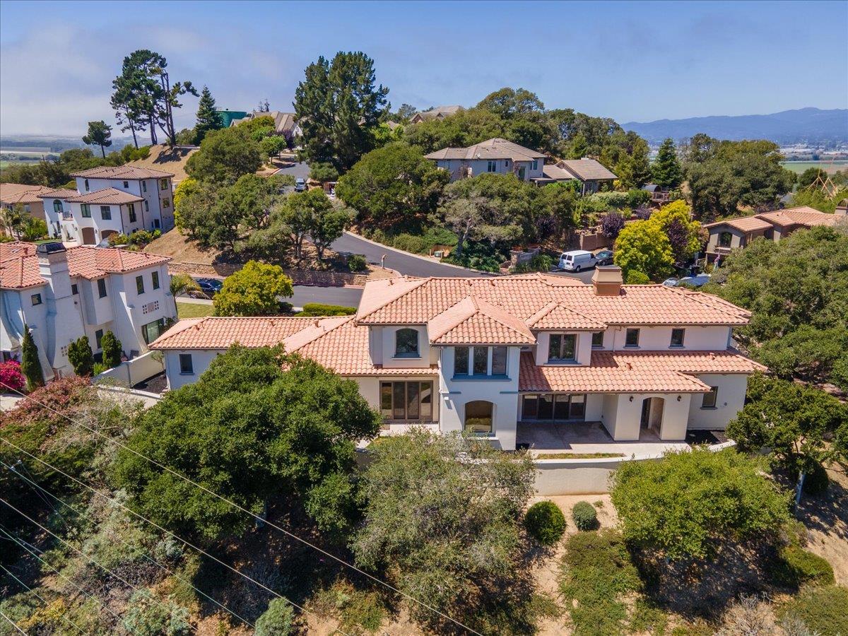 Detail Gallery Image 40 of 50 For 2100 Stone Ridge Dr, Royal Oaks,  CA 95076 - 4 Beds | 3/1 Baths