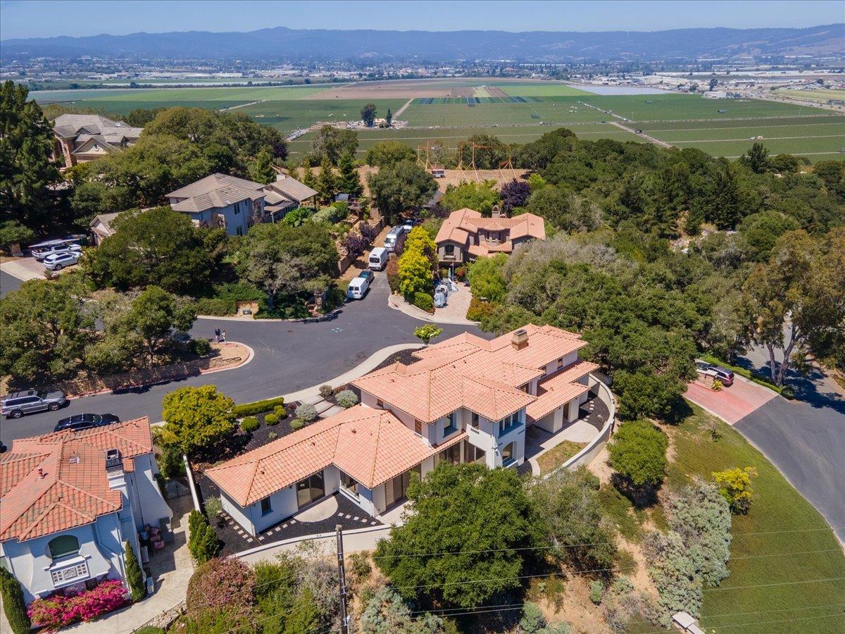 Detail Gallery Image 42 of 50 For 2100 Stone Ridge Dr, Royal Oaks,  CA 95076 - 4 Beds | 3/1 Baths