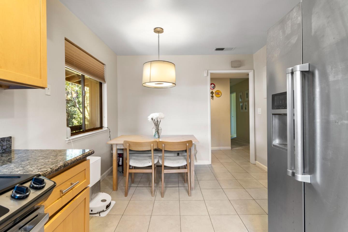 Detail Gallery Image 6 of 17 For 14355 Saratoga Ave #B,  Saratoga,  CA 95070 - 3 Beds | 2 Baths