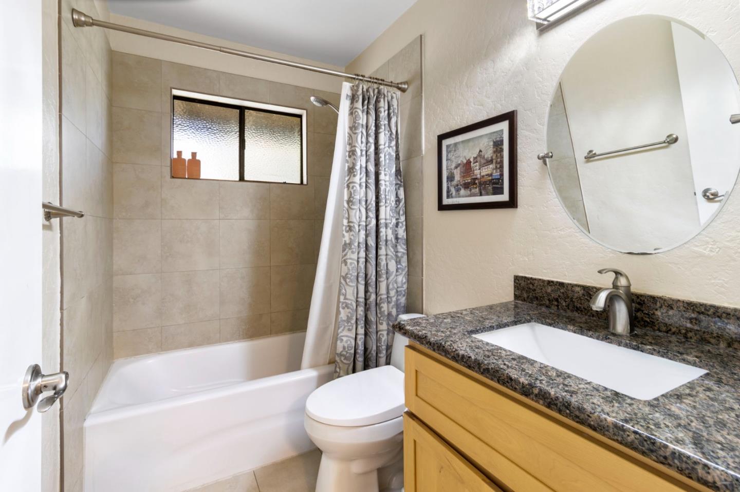 Detail Gallery Image 9 of 17 For 14355 Saratoga Ave #B,  Saratoga,  CA 95070 - 3 Beds | 2 Baths