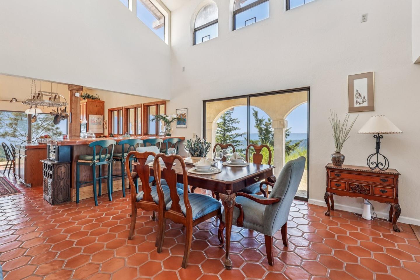 Detail Gallery Image 11 of 30 For 16420 Soda Springs Rd, Los Gatos,  CA 95033 - 5 Beds | 2/1 Baths
