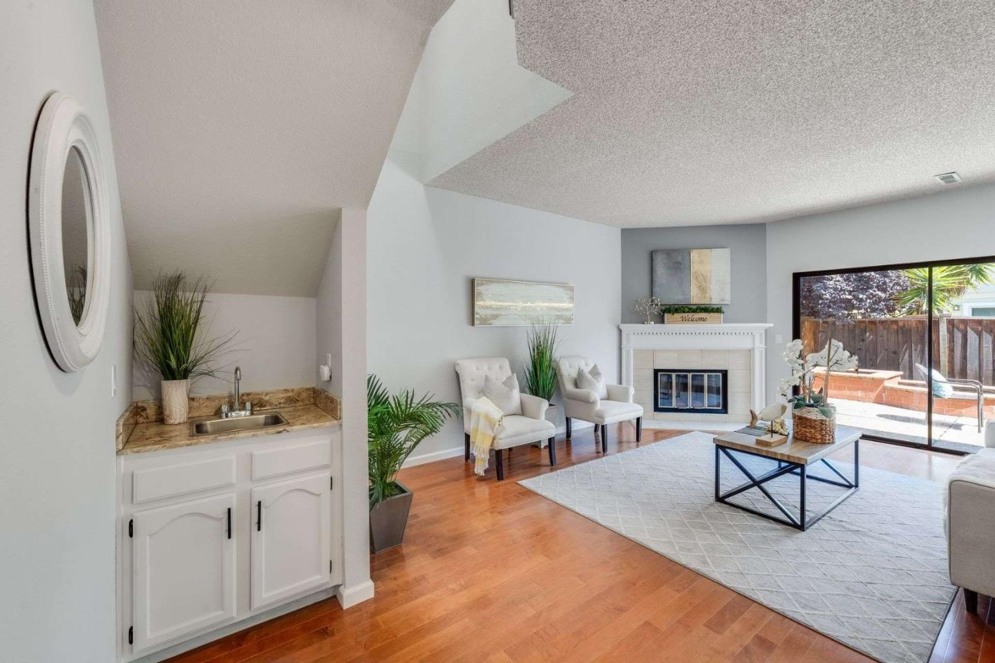 Detail Gallery Image 15 of 38 For 722 Jennifer Way, Milpitas,  CA 95035 - 4 Beds | 2/1 Baths