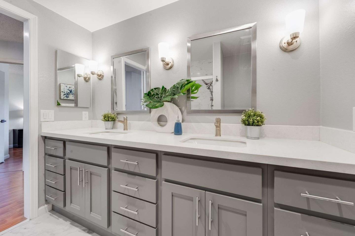 Detail Gallery Image 28 of 38 For 722 Jennifer Way, Milpitas,  CA 95035 - 4 Beds | 2/1 Baths