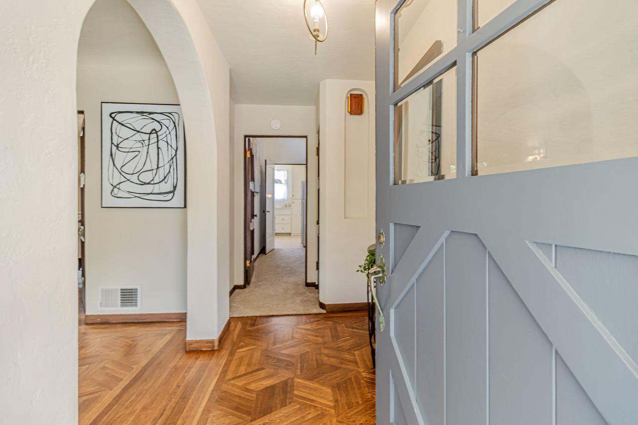 Detail Gallery Image 11 of 53 For 247 Delmar Way, San Mateo,  CA 94403 - 2 Beds | 1/1 Baths
