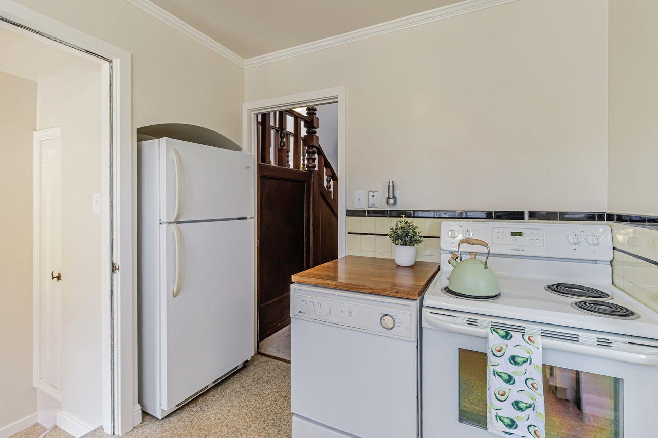 Detail Gallery Image 16 of 53 For 247 Delmar Way, San Mateo,  CA 94403 - 2 Beds | 1/1 Baths
