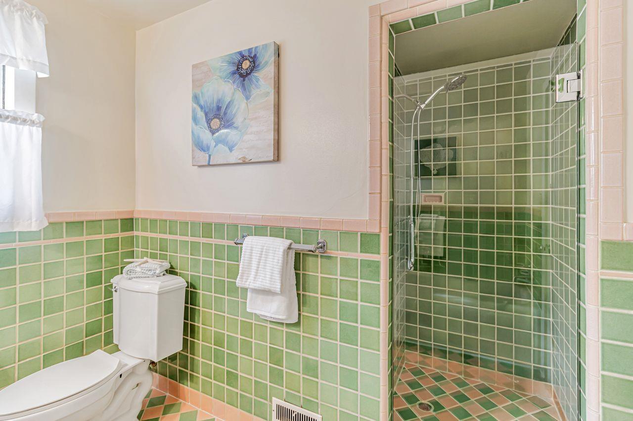 Detail Gallery Image 21 of 53 For 247 Delmar Way, San Mateo,  CA 94403 - 2 Beds | 1/1 Baths