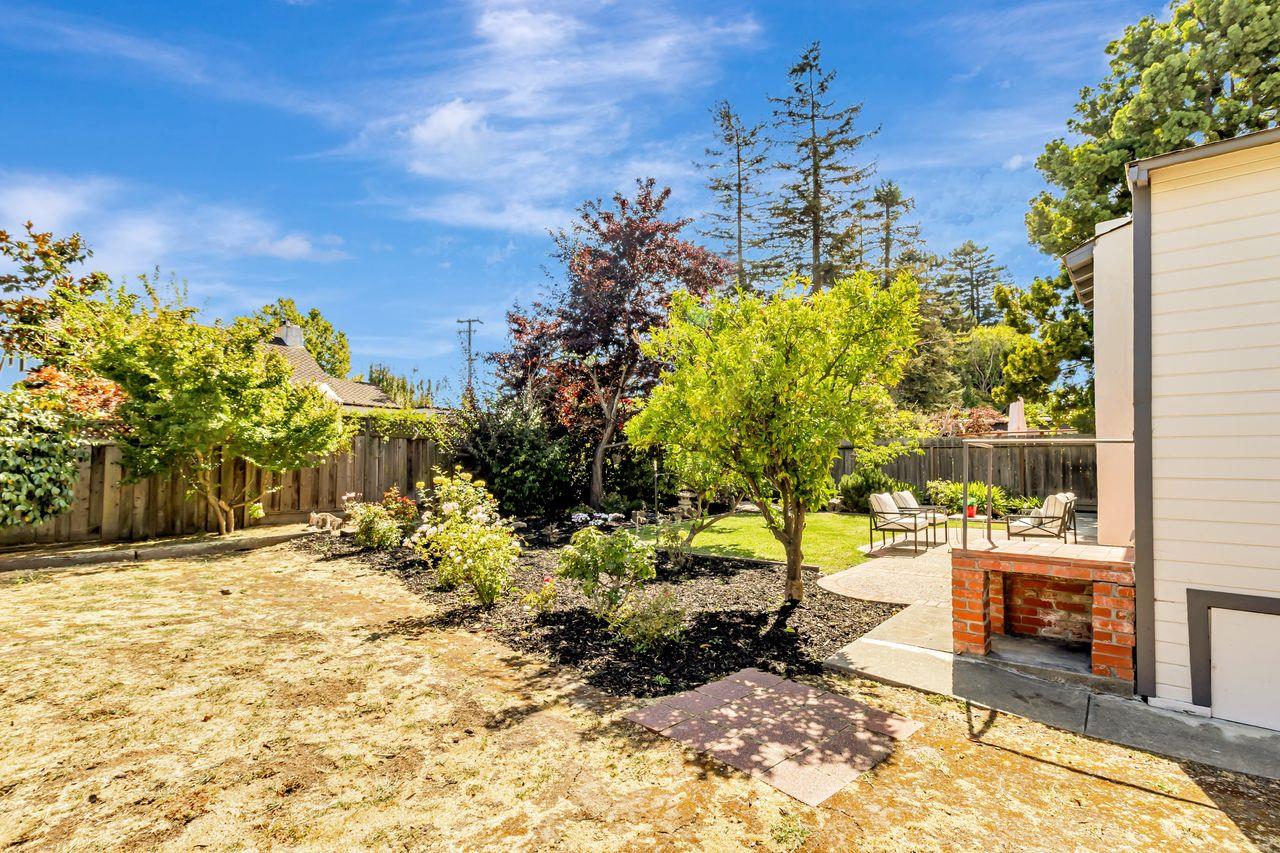 Detail Gallery Image 33 of 53 For 247 Delmar Way, San Mateo,  CA 94403 - 2 Beds | 1/1 Baths