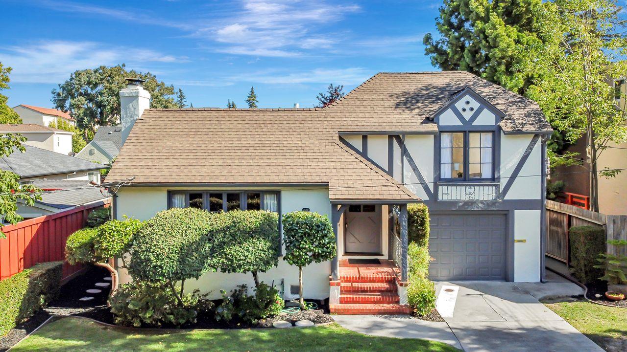 Detail Gallery Image 39 of 53 For 247 Delmar Way, San Mateo,  CA 94403 - 2 Beds | 1/1 Baths