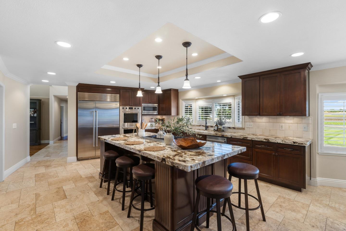 Detail Gallery Image 14 of 59 For 7096 Holsclaw Rd, Gilroy,  CA 95020 - 4 Beds | 3/1 Baths
