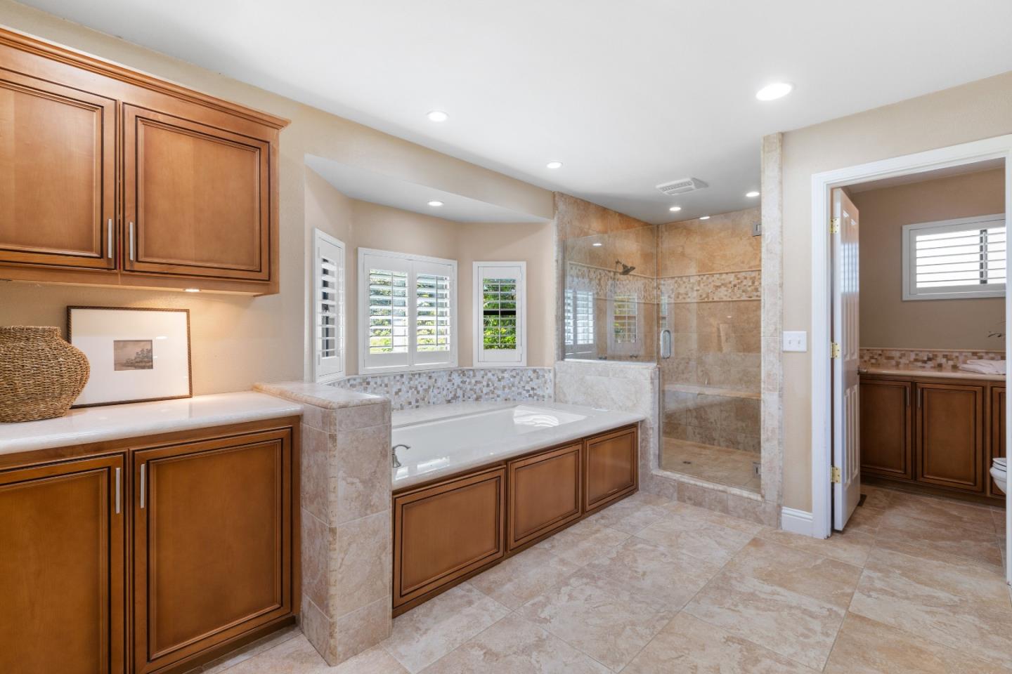 Detail Gallery Image 19 of 59 For 7096 Holsclaw Rd, Gilroy,  CA 95020 - 4 Beds | 3/1 Baths