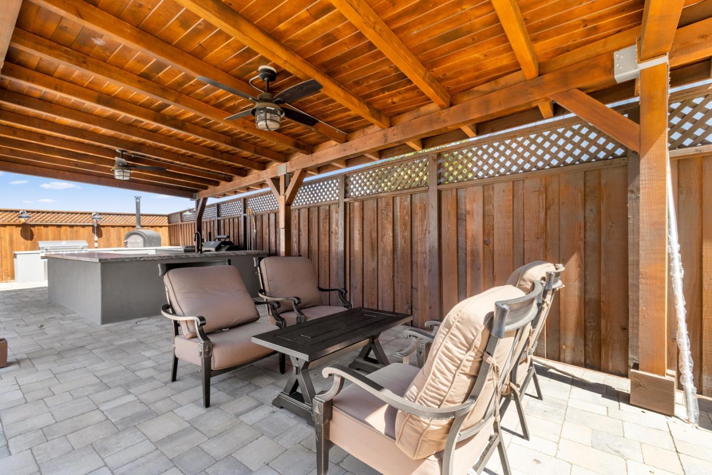 Detail Gallery Image 32 of 59 For 7096 Holsclaw Rd, Gilroy,  CA 95020 - 4 Beds | 3/1 Baths
