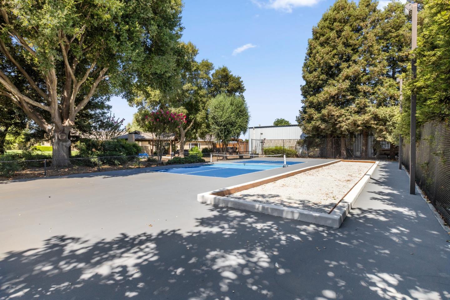 Detail Gallery Image 39 of 59 For 7096 Holsclaw Rd, Gilroy,  CA 95020 - 4 Beds | 3/1 Baths
