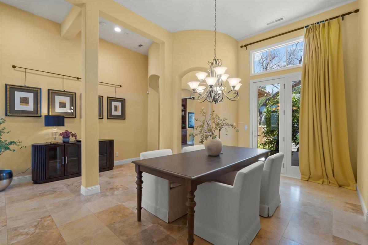 Detail Gallery Image 12 of 62 For 2330 Stonecress St, Gilroy,  CA 95020 - 5 Beds | 4 Baths