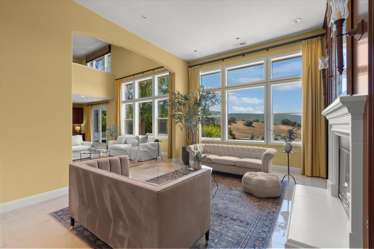 Detail Gallery Image 15 of 62 For 2330 Stonecress St, Gilroy,  CA 95020 - 5 Beds | 4 Baths