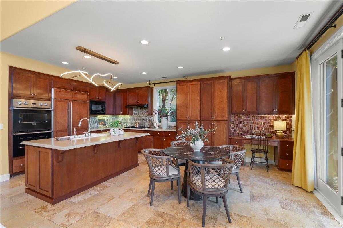 Detail Gallery Image 26 of 62 For 2330 Stonecress St, Gilroy,  CA 95020 - 5 Beds | 4 Baths