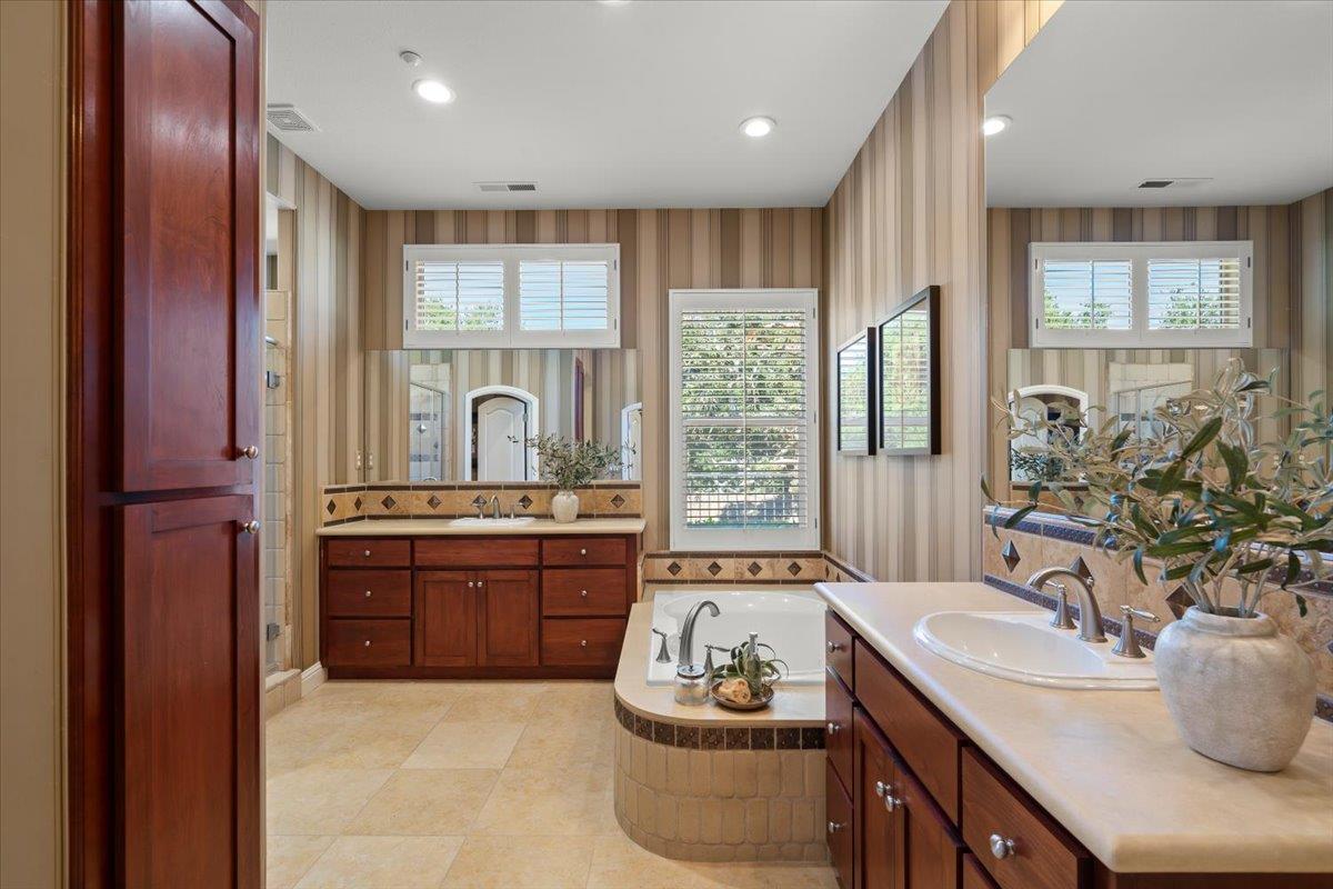 Detail Gallery Image 35 of 62 For 2330 Stonecress St, Gilroy,  CA 95020 - 5 Beds | 4 Baths