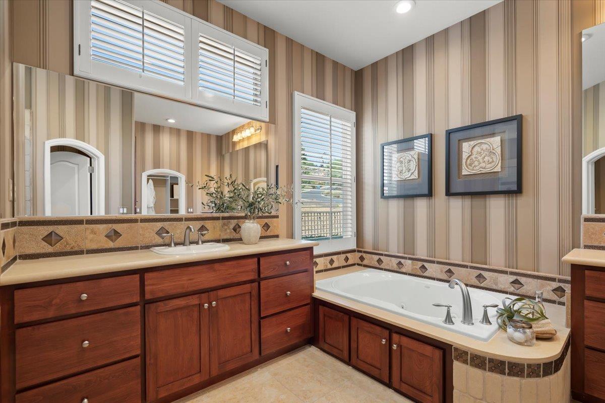 Detail Gallery Image 37 of 62 For 2330 Stonecress St, Gilroy,  CA 95020 - 5 Beds | 4 Baths