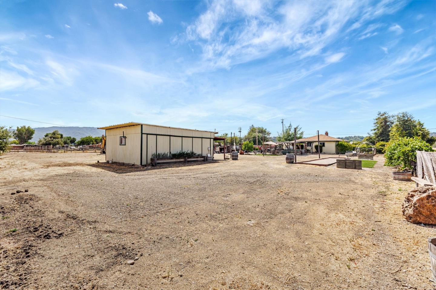 Detail Gallery Image 23 of 28 For 9650 Santa Teresa Blvd, Gilroy,  CA 95020 - 2 Beds | 1 Baths
