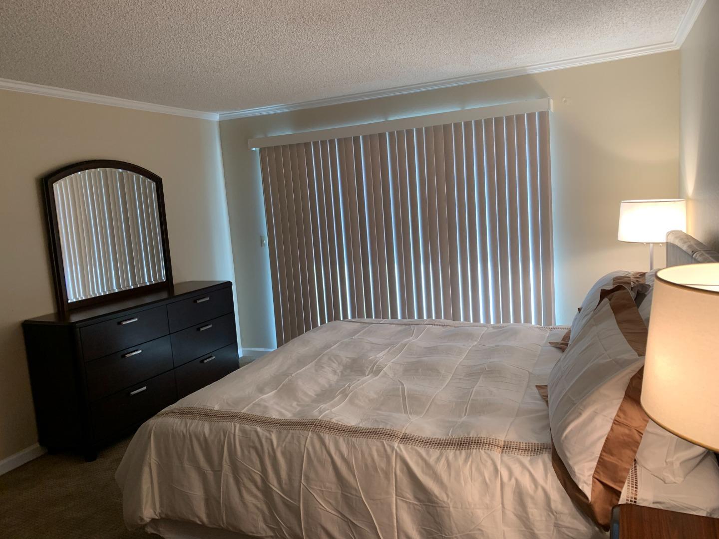 Detail Gallery Image 11 of 16 For 10891 Santa Teresa Dr, Cupertino,  CA 95014 - 3 Beds | 2 Baths