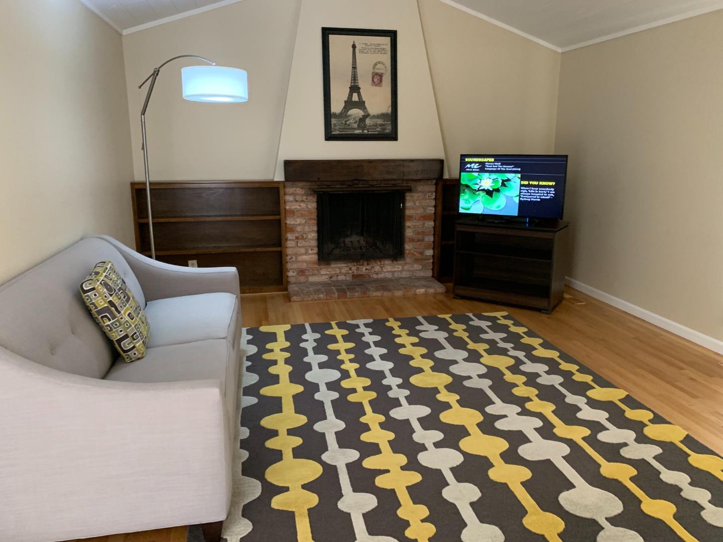 Detail Gallery Image 8 of 16 For 10891 Santa Teresa Dr, Cupertino,  CA 95014 - 3 Beds | 2 Baths