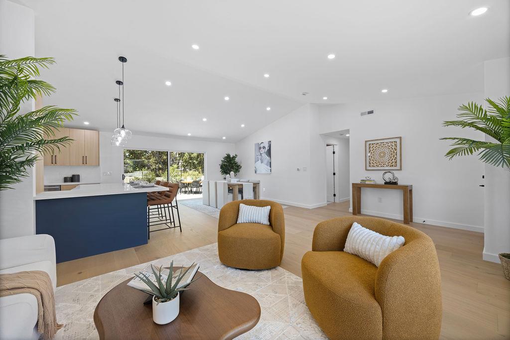 Detail Gallery Image 12 of 80 For 132 Lakeshore Dr, San Mateo,  CA 94402 - 3 Beds | 2/1 Baths