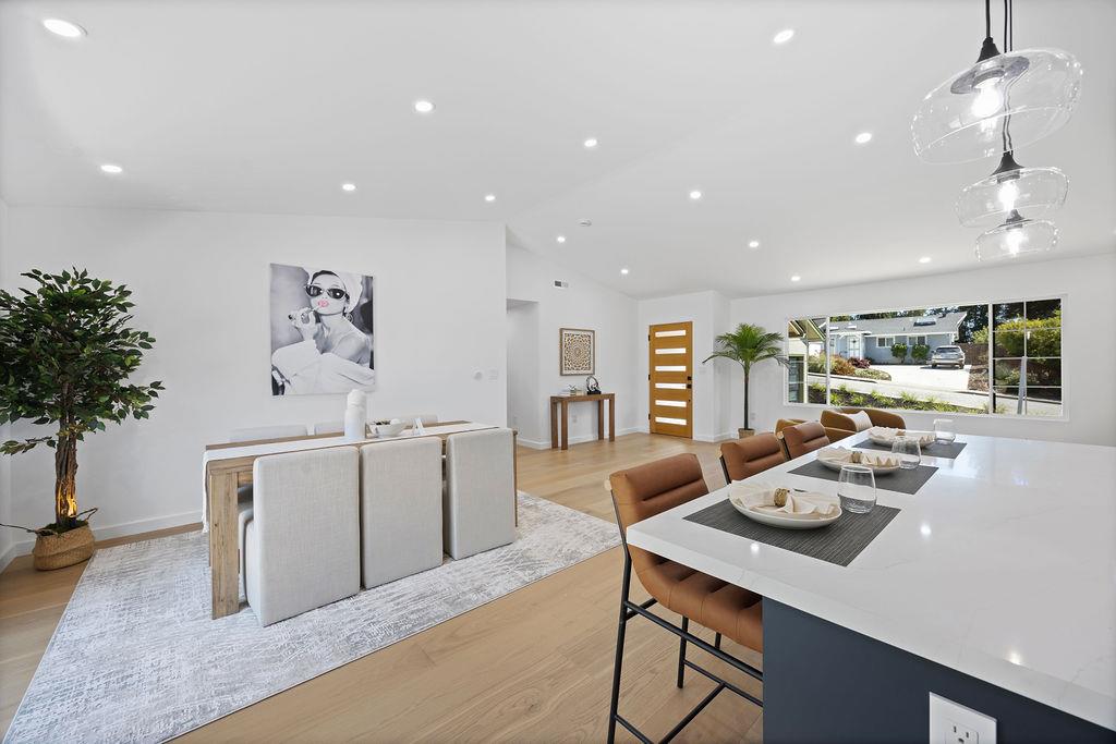 Detail Gallery Image 18 of 80 For 132 Lakeshore Dr, San Mateo,  CA 94402 - 3 Beds | 2/1 Baths