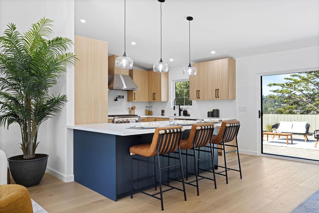 Detail Gallery Image 21 of 80 For 132 Lakeshore Dr, San Mateo,  CA 94402 - 3 Beds | 2/1 Baths