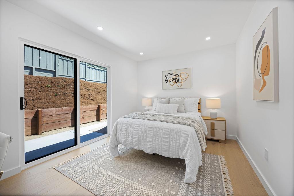 Detail Gallery Image 31 of 80 For 132 Lakeshore Dr, San Mateo,  CA 94402 - 3 Beds | 2/1 Baths