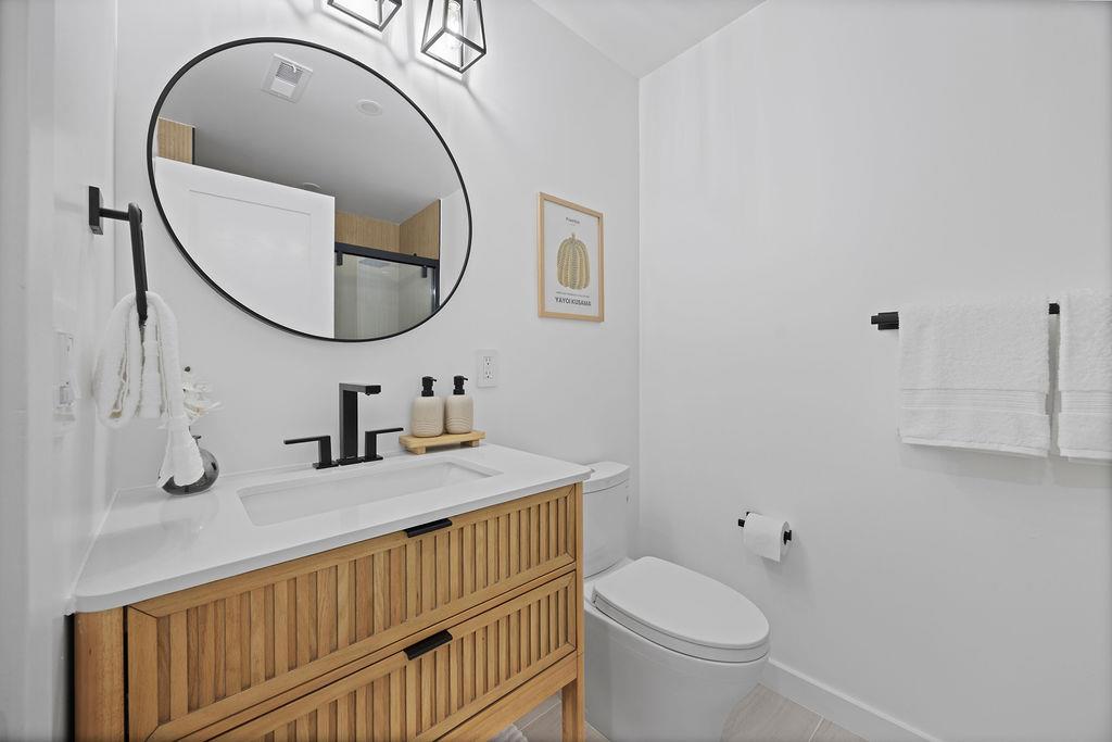 Detail Gallery Image 42 of 80 For 132 Lakeshore Dr, San Mateo,  CA 94402 - 3 Beds | 2/1 Baths