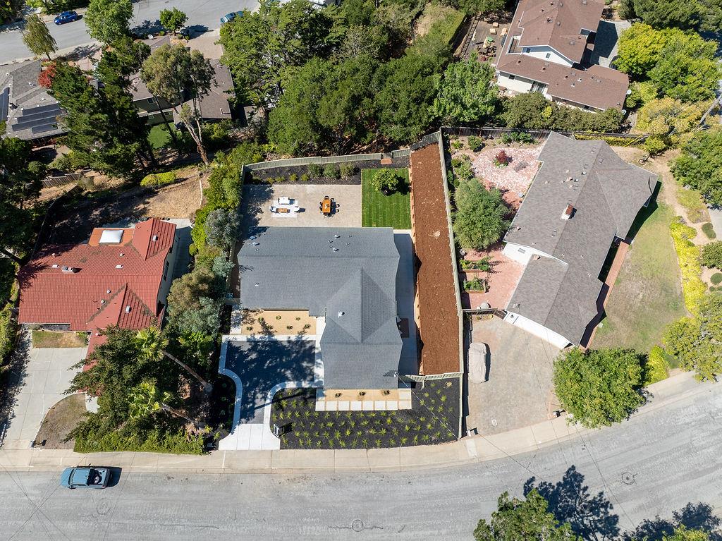 Detail Gallery Image 49 of 80 For 132 Lakeshore Dr, San Mateo,  CA 94402 - 3 Beds | 2/1 Baths