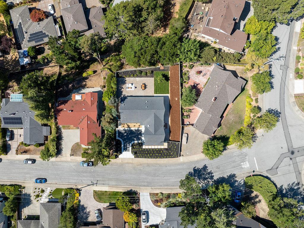 Detail Gallery Image 50 of 80 For 132 Lakeshore Dr, San Mateo,  CA 94402 - 3 Beds | 2/1 Baths