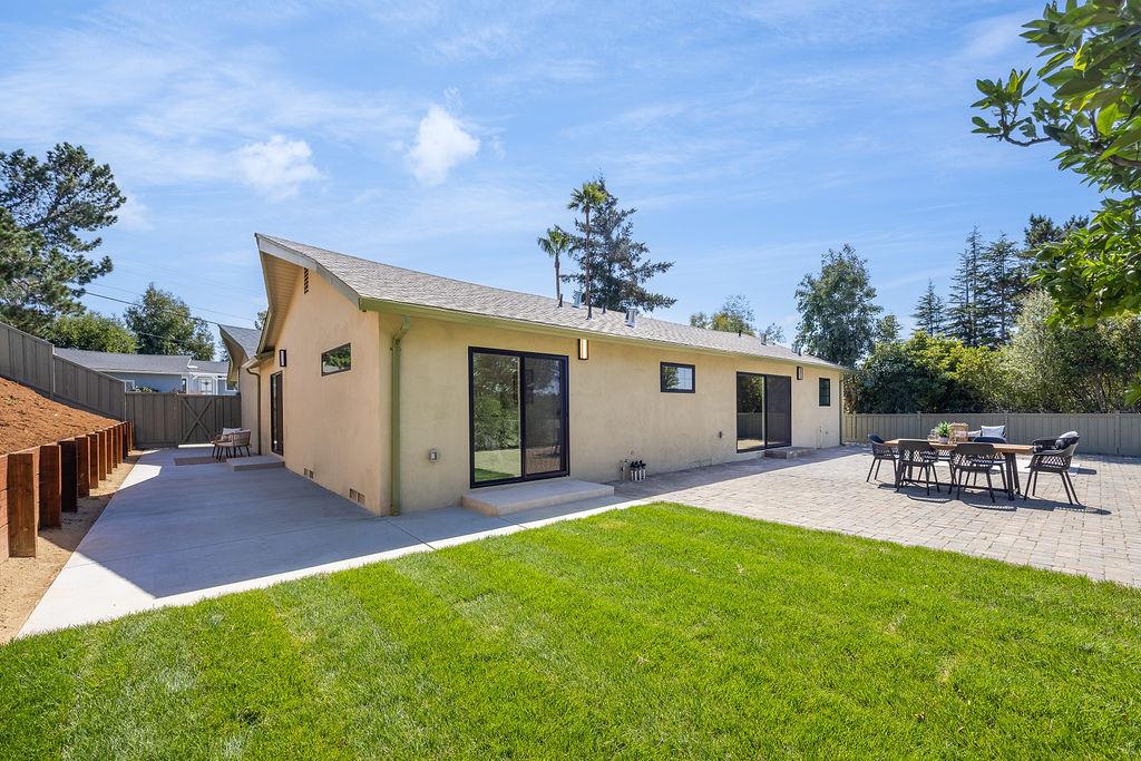 Detail Gallery Image 69 of 80 For 132 Lakeshore Dr, San Mateo,  CA 94402 - 3 Beds | 2/1 Baths