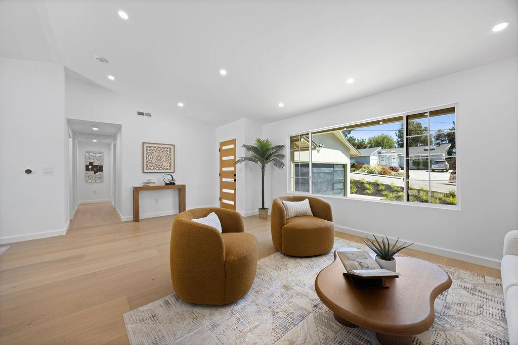 Detail Gallery Image 7 of 80 For 132 Lakeshore Dr, San Mateo,  CA 94402 - 3 Beds | 2/1 Baths