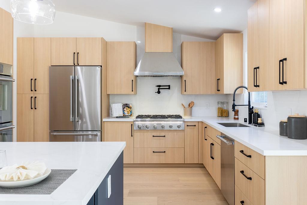 Detail Gallery Image 70 of 80 For 132 Lakeshore Dr, San Mateo,  CA 94402 - 3 Beds | 2/1 Baths