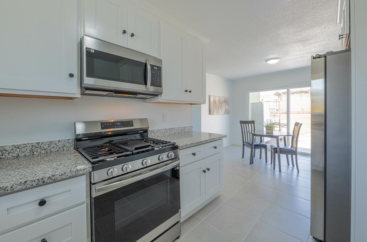 Detail Gallery Image 12 of 24 For 1731 Pescadero Dr, Salinas,  CA 93906 - 3 Beds | 1/1 Baths