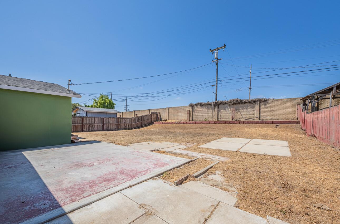 Detail Gallery Image 7 of 24 For 1731 Pescadero Dr, Salinas,  CA 93906 - 3 Beds | 1/1 Baths