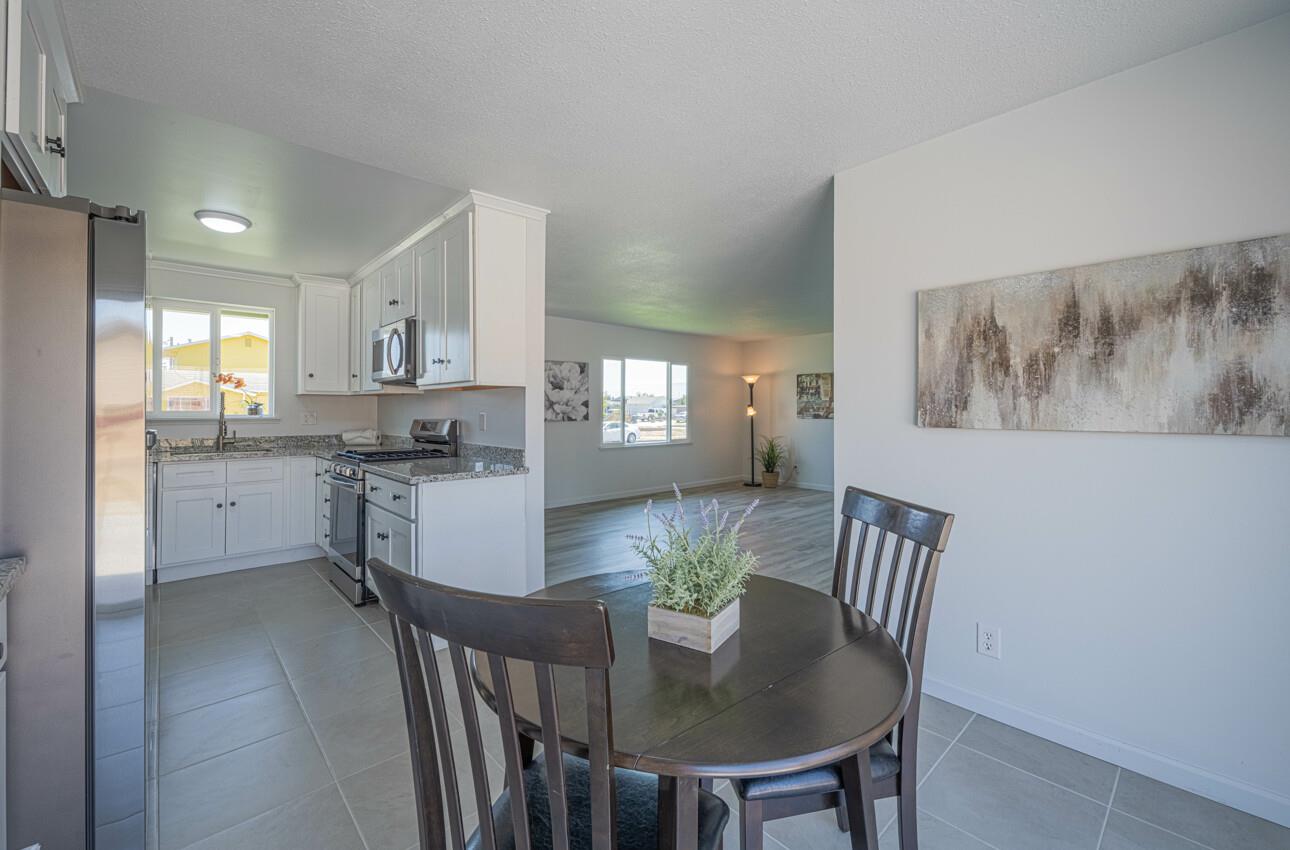Detail Gallery Image 9 of 24 For 1731 Pescadero Dr, Salinas,  CA 93906 - 3 Beds | 1/1 Baths