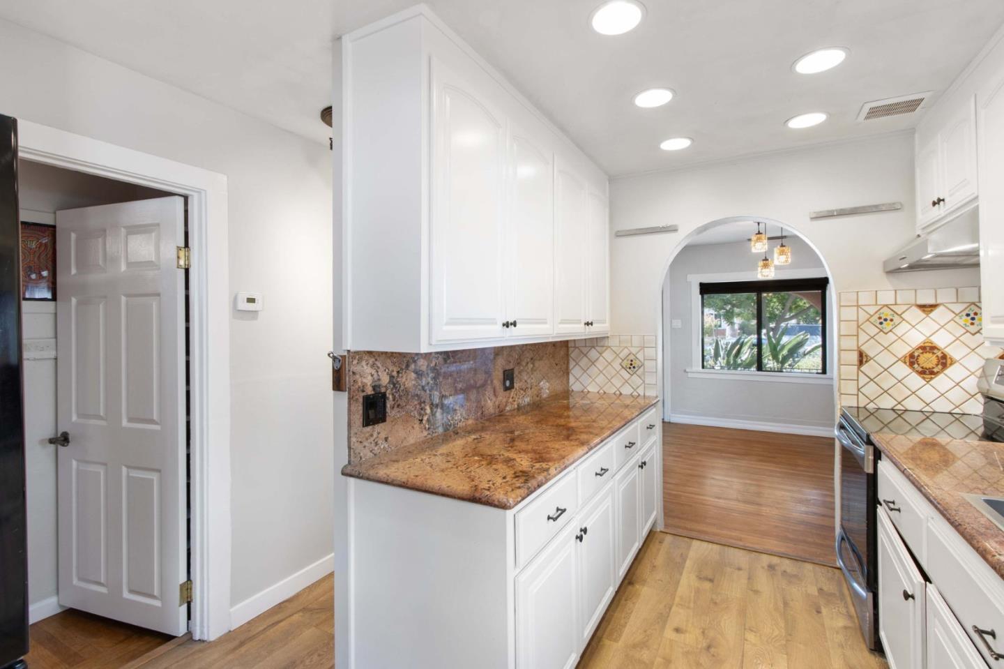Detail Gallery Image 26 of 46 For 251 Vera Ave, Redwood City,  CA 94061 - 2 Beds | 1 Baths