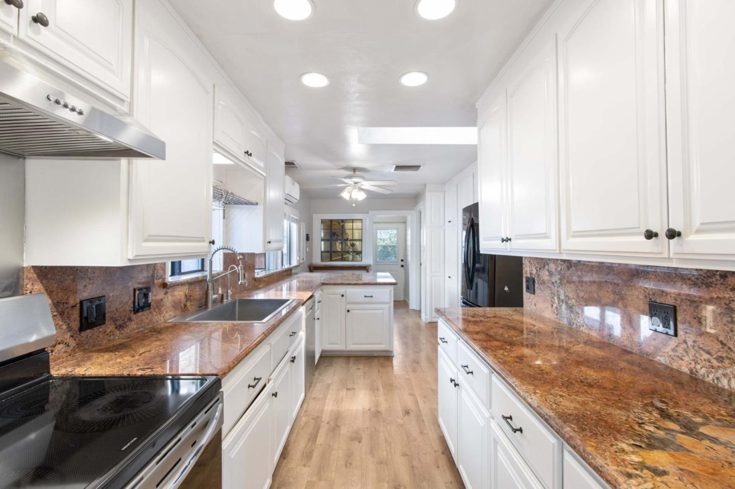 Detail Gallery Image 28 of 46 For 251 Vera Ave, Redwood City,  CA 94061 - 2 Beds | 1 Baths