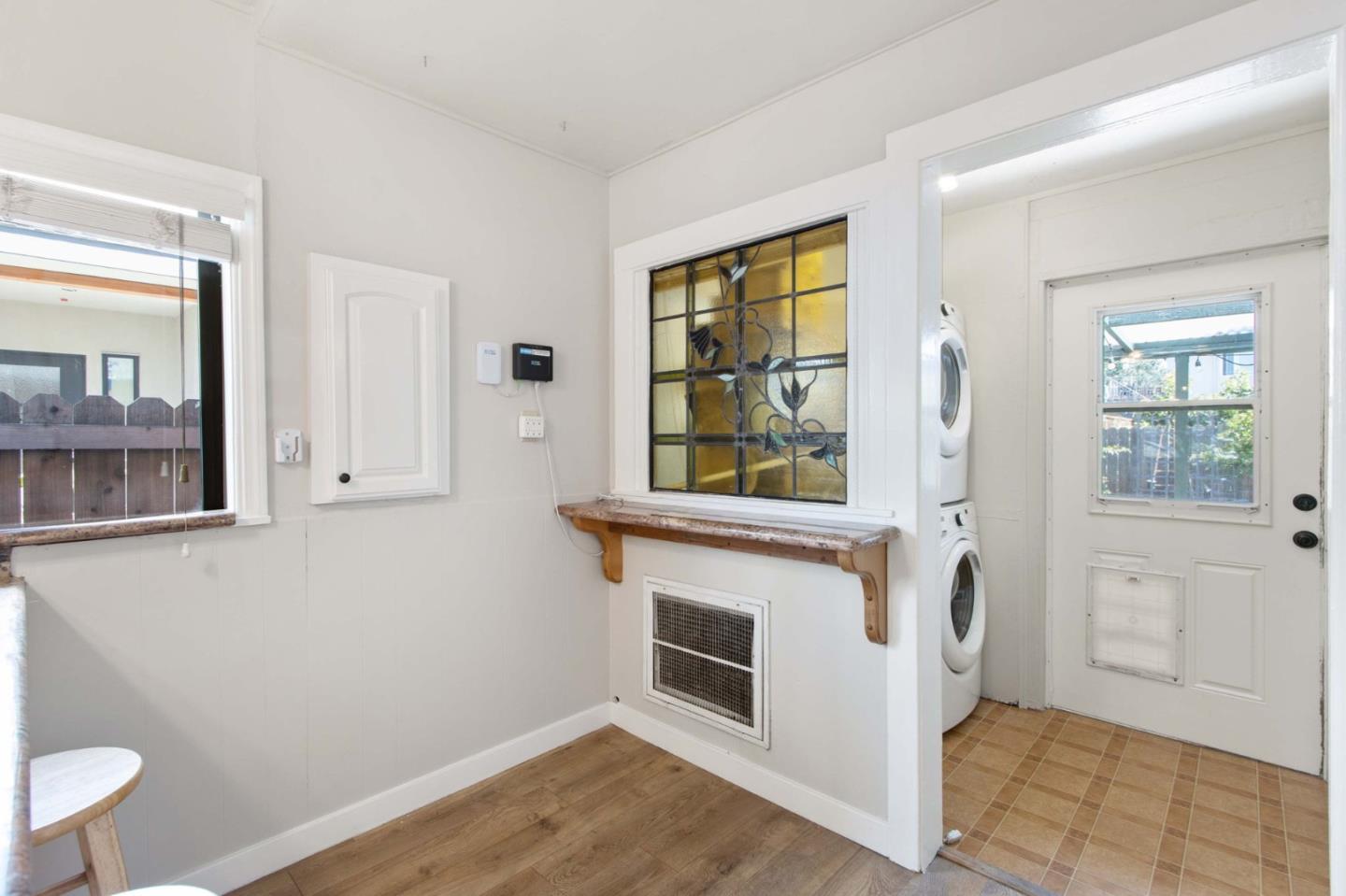 Detail Gallery Image 29 of 46 For 251 Vera Ave, Redwood City,  CA 94061 - 2 Beds | 1 Baths