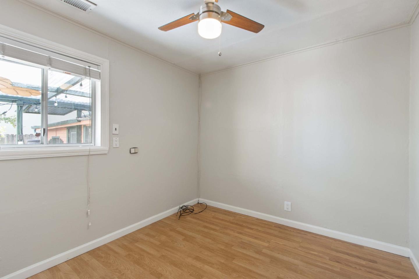 Detail Gallery Image 32 of 46 For 251 Vera Ave, Redwood City,  CA 94061 - 2 Beds | 1 Baths