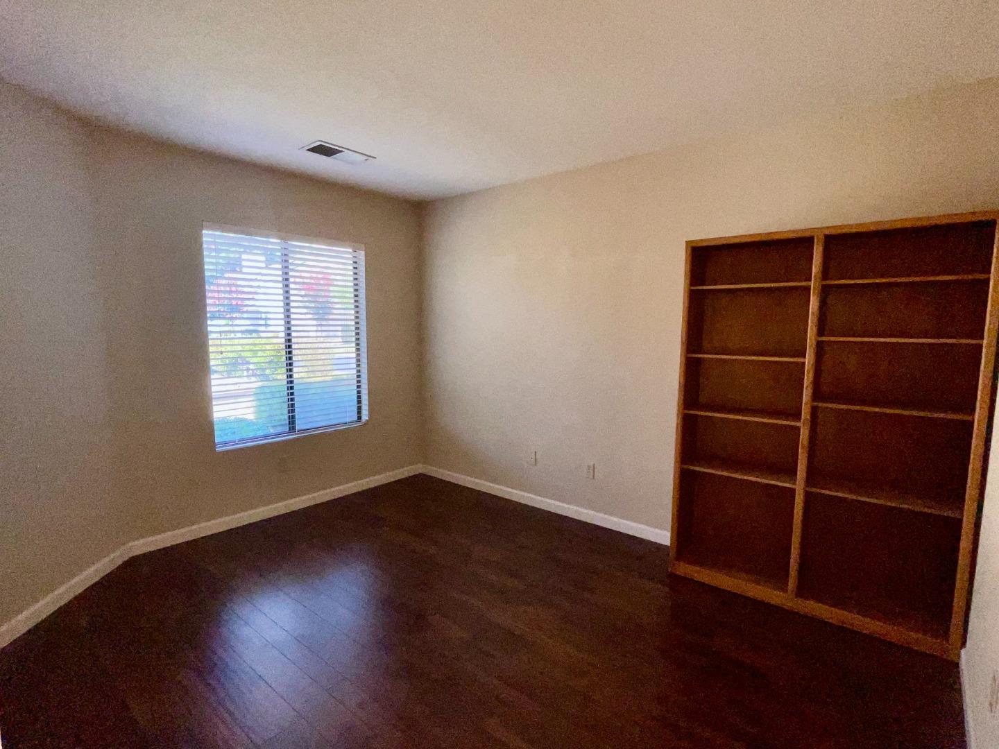 Detail Gallery Image 13 of 21 For 7711 Galloway Dr, San Jose,  CA 95135 - 2 Beds | 2 Baths
