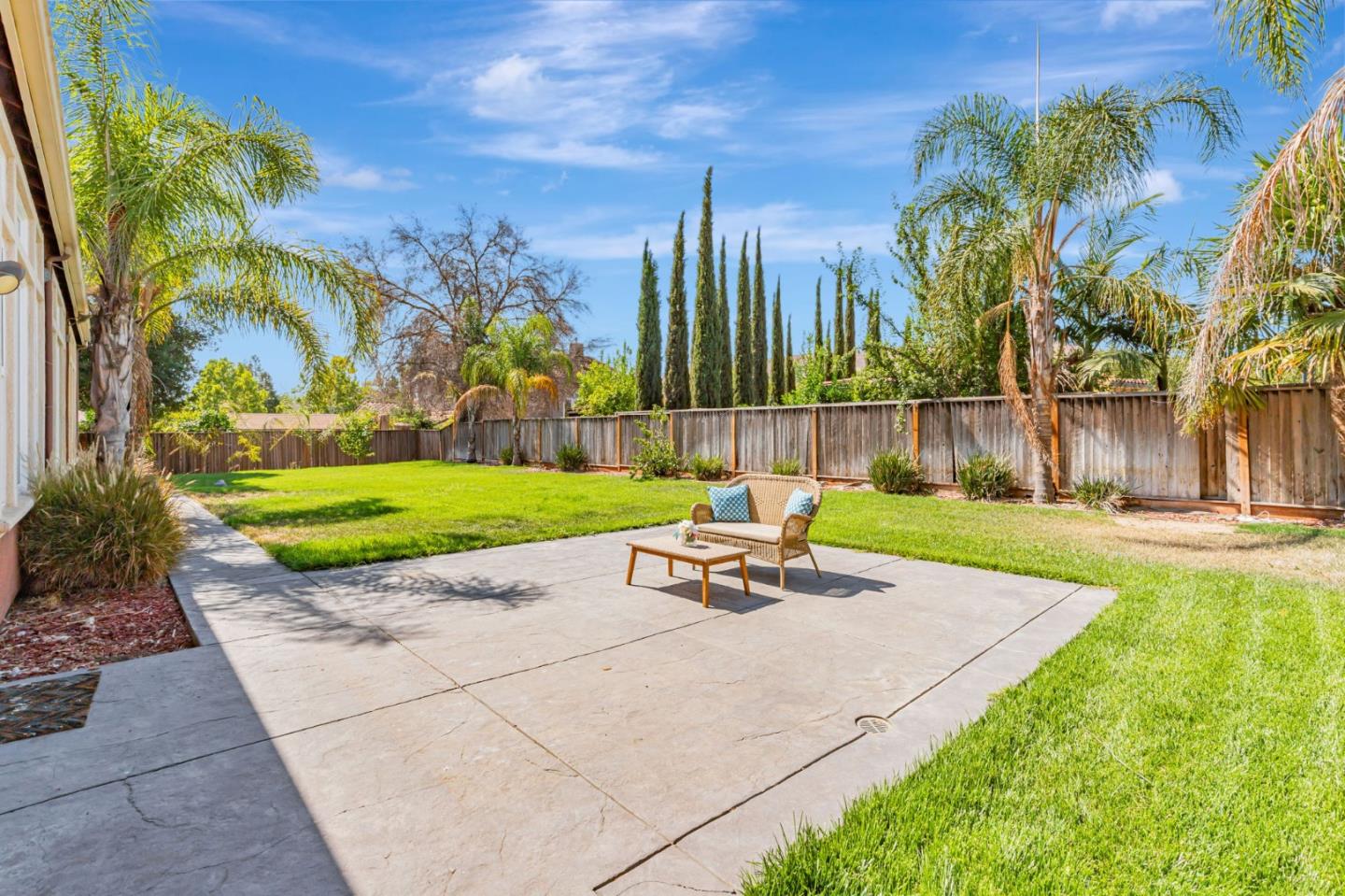 Detail Gallery Image 20 of 27 For 19411 Saffron Dr, Morgan Hill,  CA 95037 - 5 Beds | 3/1 Baths