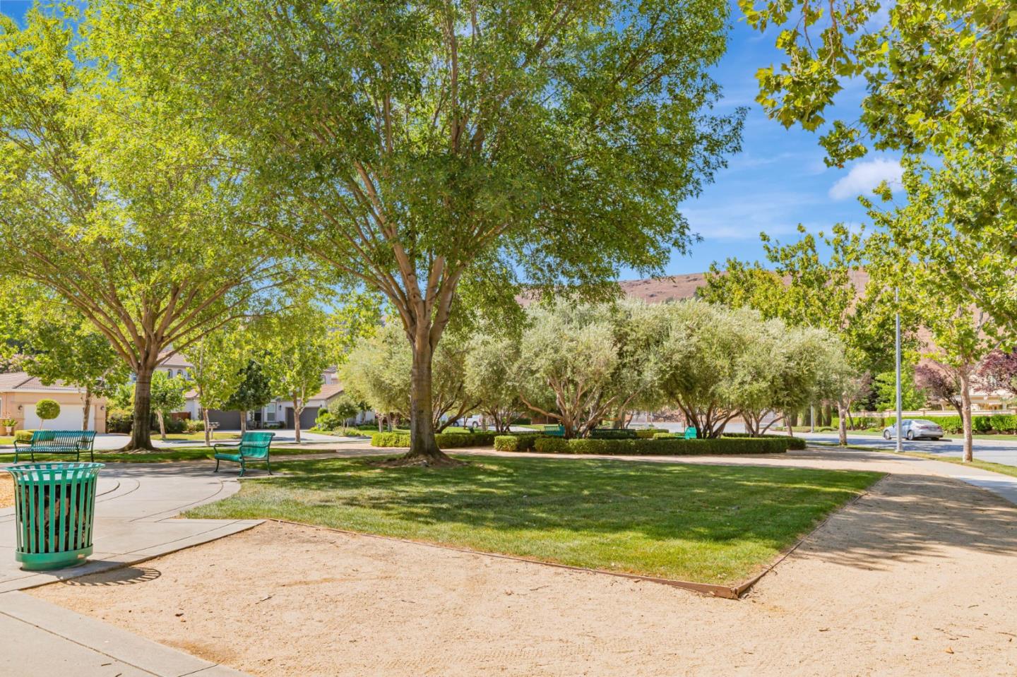 Detail Gallery Image 24 of 27 For 19411 Saffron Dr, Morgan Hill,  CA 95037 - 5 Beds | 3/1 Baths