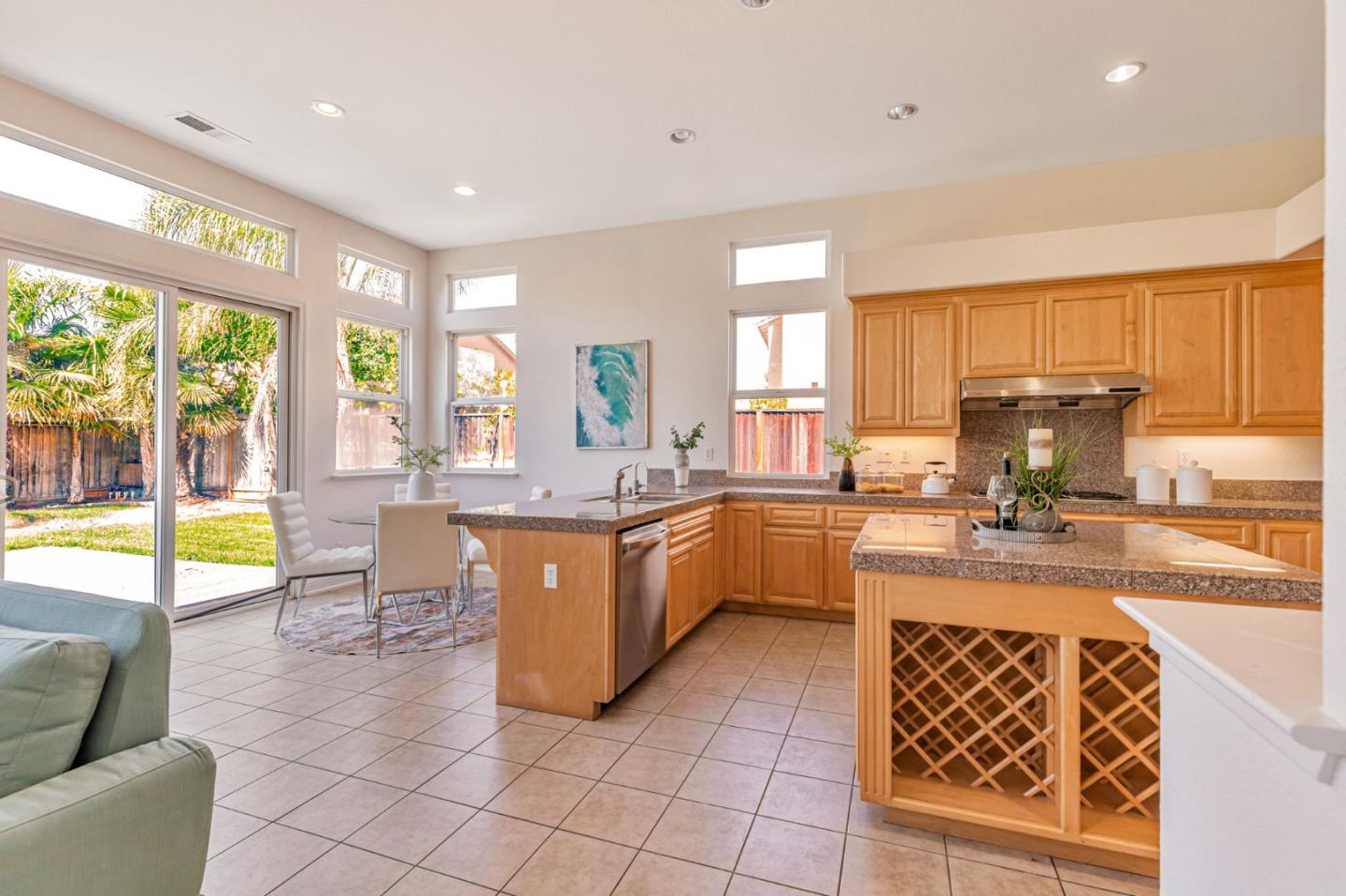 Detail Gallery Image 5 of 27 For 19411 Saffron Dr, Morgan Hill,  CA 95037 - 5 Beds | 3/1 Baths