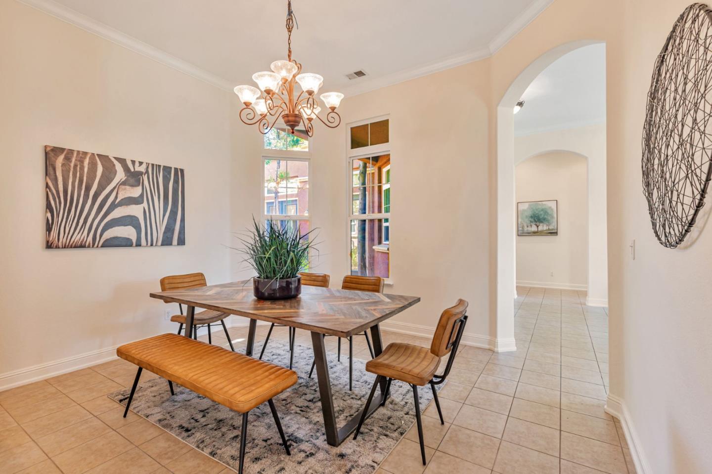 Detail Gallery Image 8 of 27 For 19411 Saffron Dr, Morgan Hill,  CA 95037 - 5 Beds | 3/1 Baths
