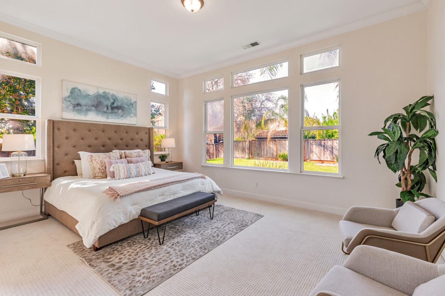 Detail Gallery Image 9 of 27 For 19411 Saffron Dr, Morgan Hill,  CA 95037 - 5 Beds | 3/1 Baths